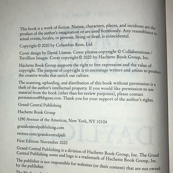 David Baldacci 'Daylight' Hardcover Book - Picture 9 of 15